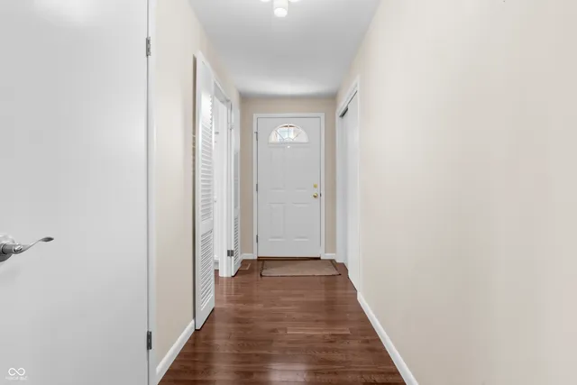 $299,000 | 2565 Chestnut Street, Columbus, IN 47201