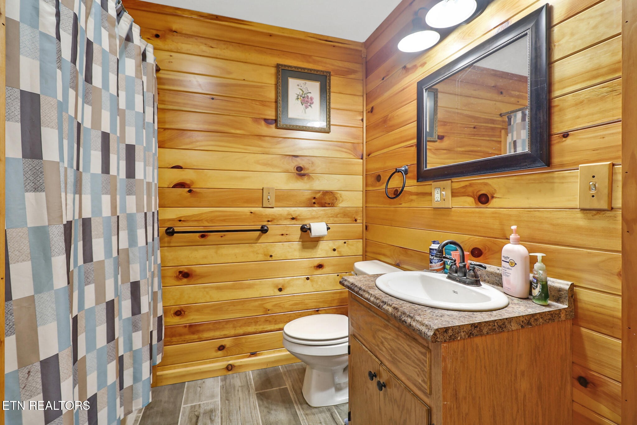 381 Lowe Road Jamestown, TN 38556 - Photo 21 of 32 Gallery Image 21