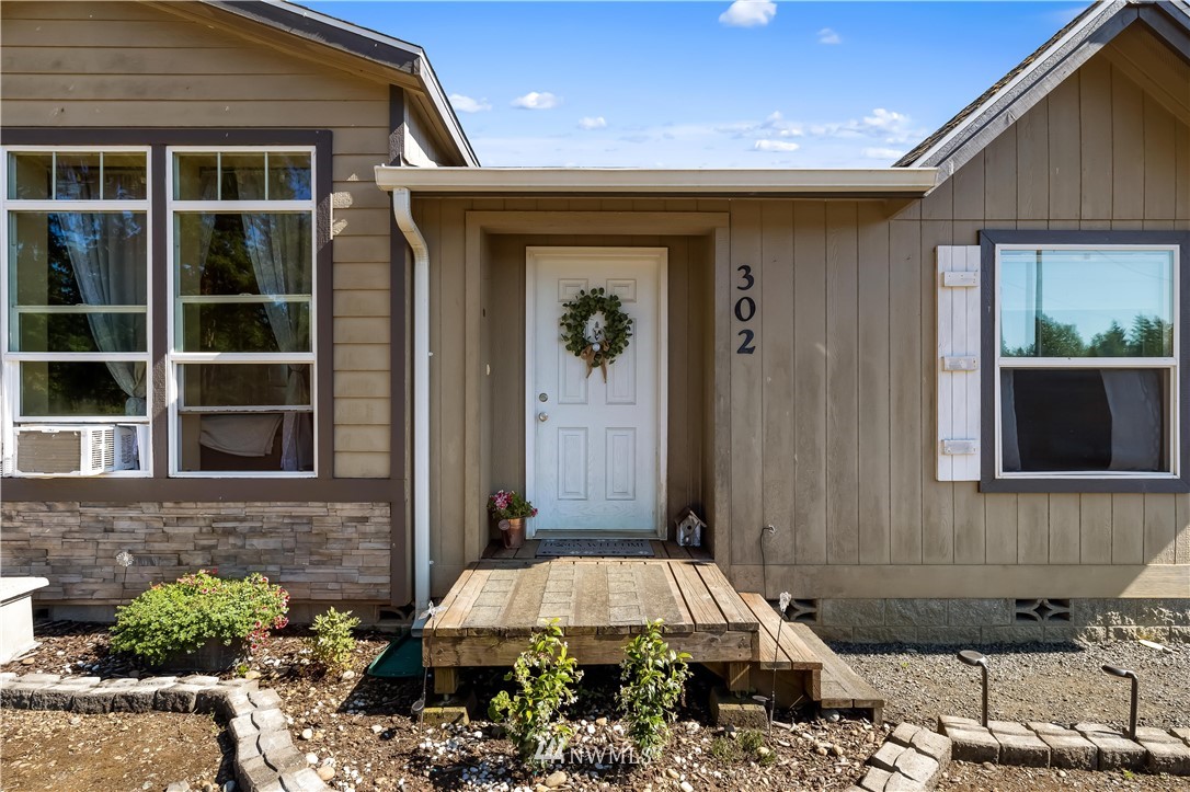 302 Monte Brady Road Montesano, WA 98563 - Photo 2 of 30 Gallery Image 2