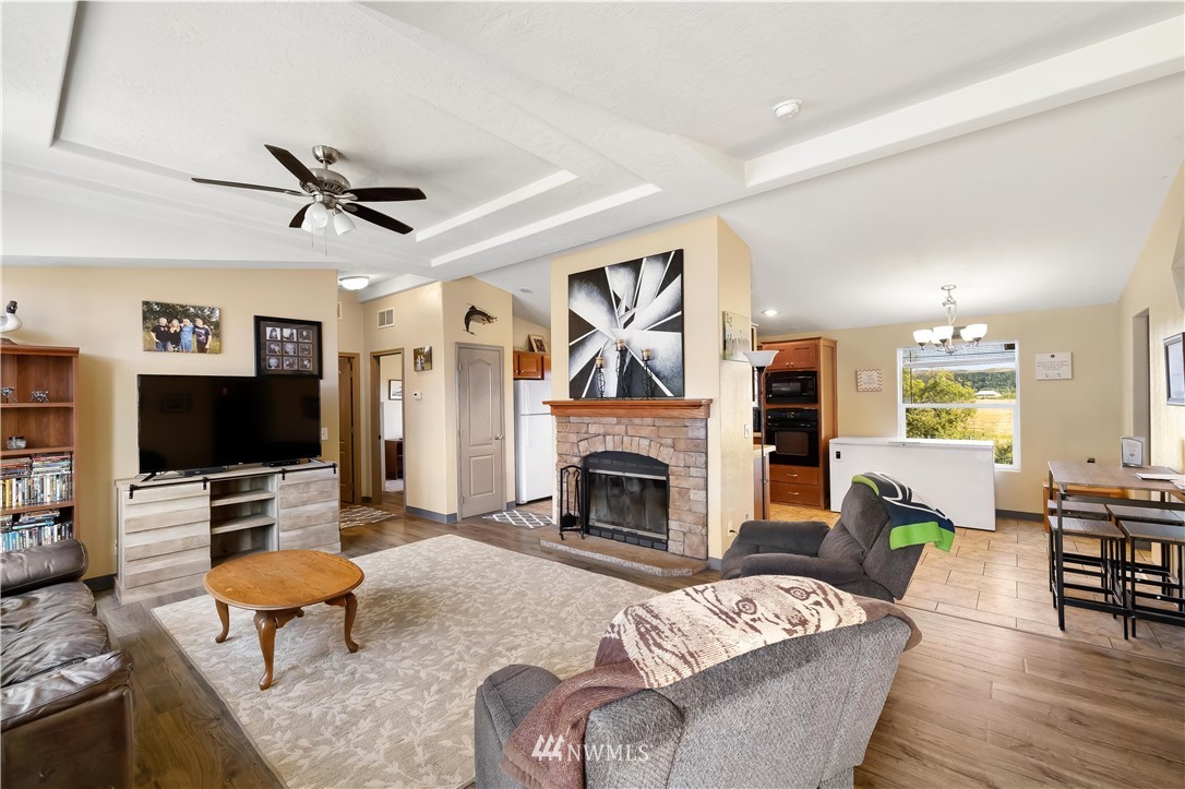 302 Monte Brady Road Montesano, WA 98563 - Photo 3 of 30 Gallery Image 3