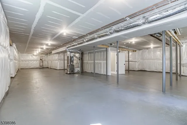 $2,845,000 | 6 Harlow Pointe Cove, Green Brook, NJ 07059