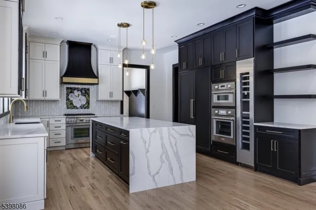 $2,845,000 | 6 Harlow Pointe Cove, Green Brook, NJ 07059