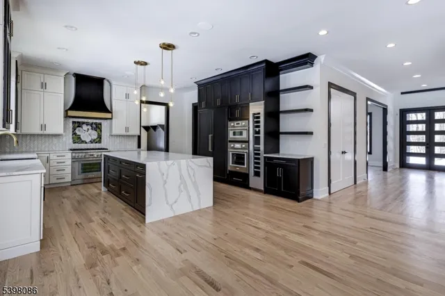 $2,845,000 | 6 Harlow Pointe Cove, Green Brook, NJ 07059