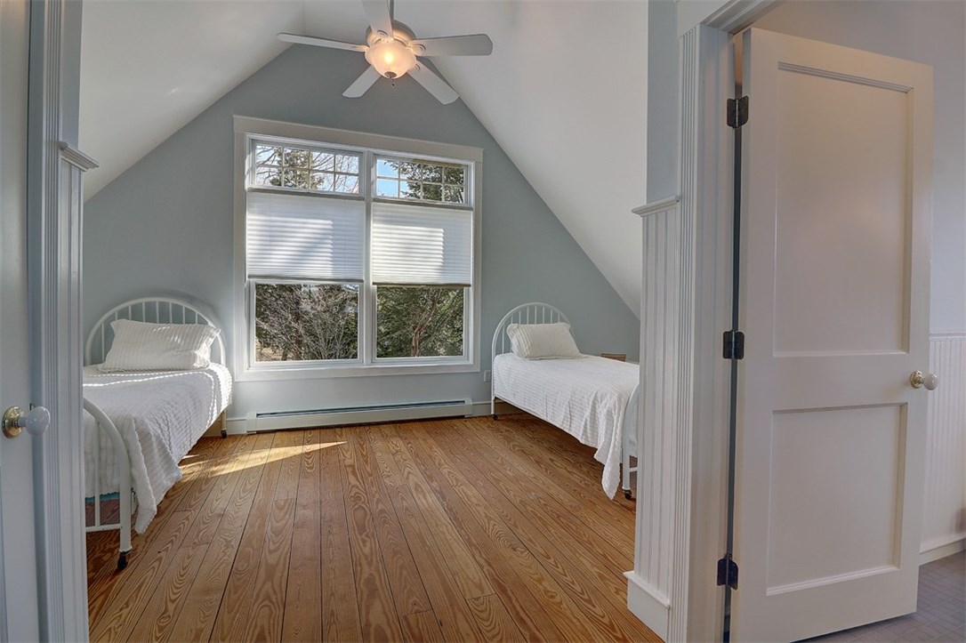69 Lamson Road Barrington, RI 02806 - Photo 19 of 36 Gallery Image 19