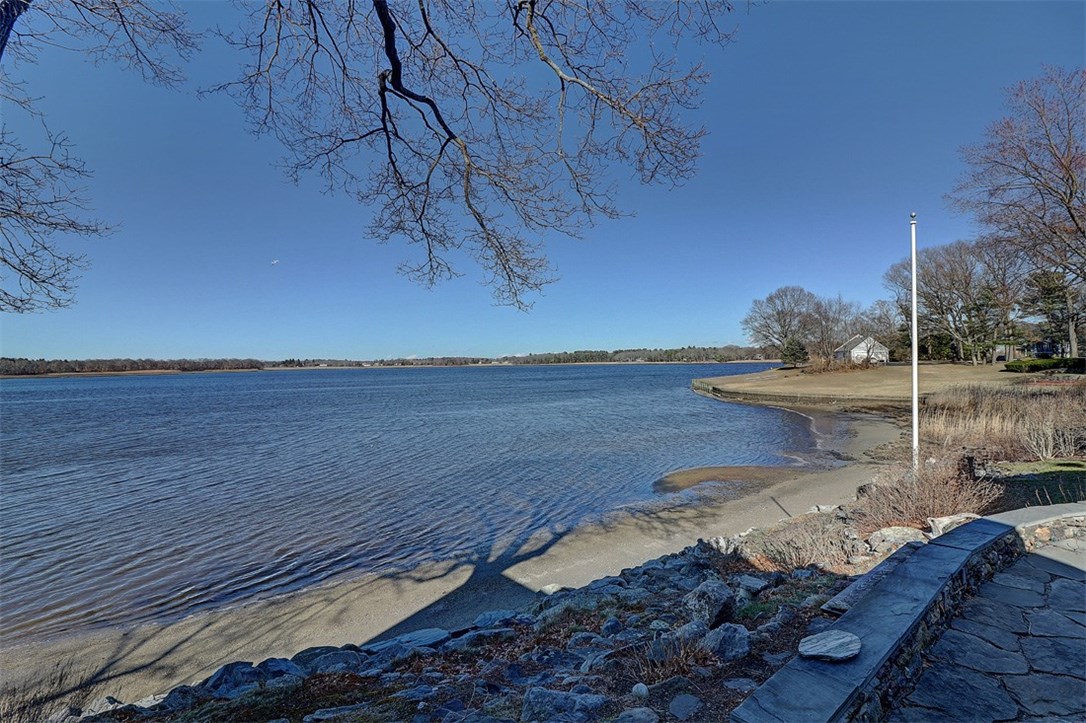 69 Lamson Road Barrington, RI 02806 - Photo 29 of 36 Gallery Image 29