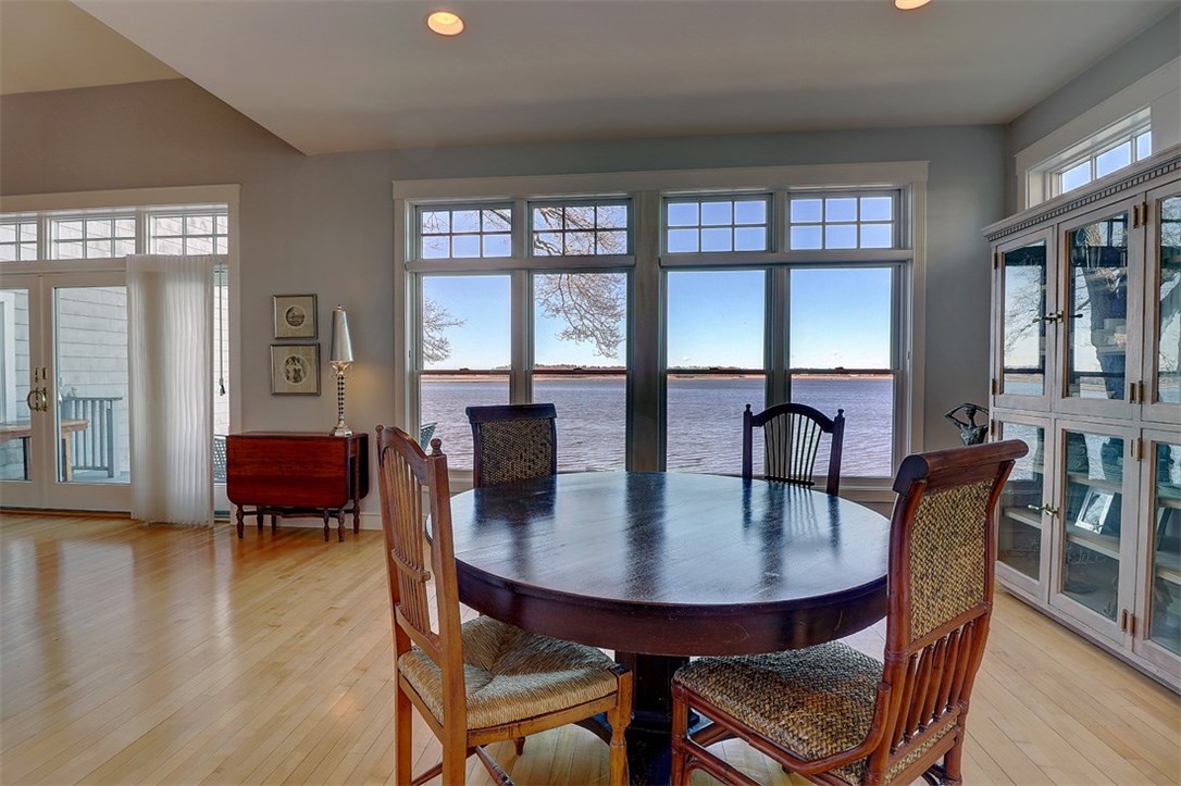 69 Lamson Road Barrington, RI 02806 - Photo 8 of 36 Gallery Image 8