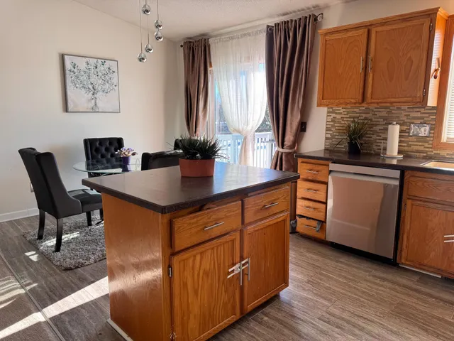 $378,000 | 10115 Park Pl Drive, Monticello, MN 55362