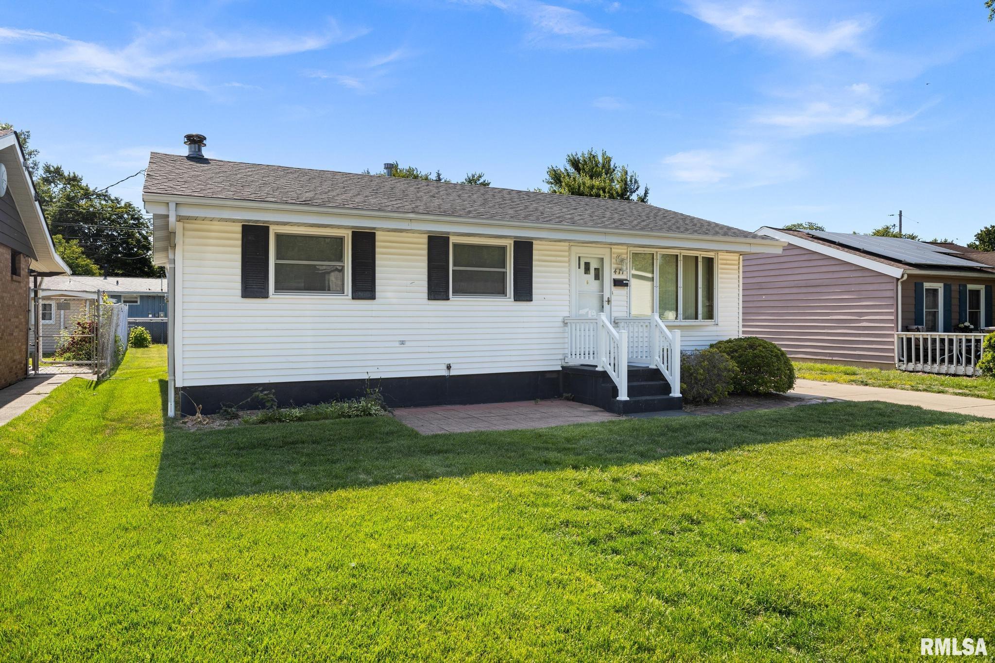 411 Manor Street Pekin, IL 61554 - Photo 3 of 29