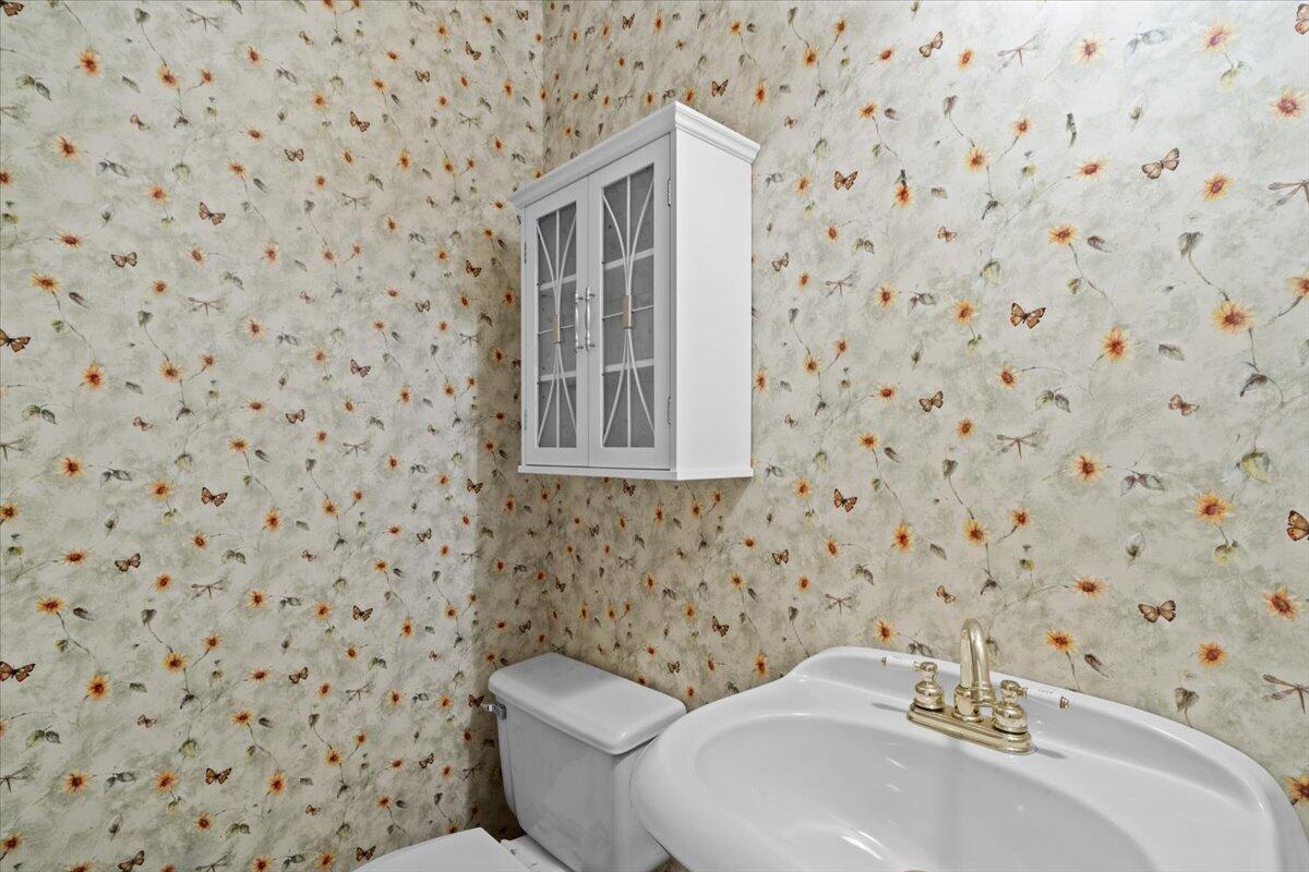 292 Clearview Road Long Pond, PA 18334 - Photo 11 of 33 a bathroom with a toilet and a sink