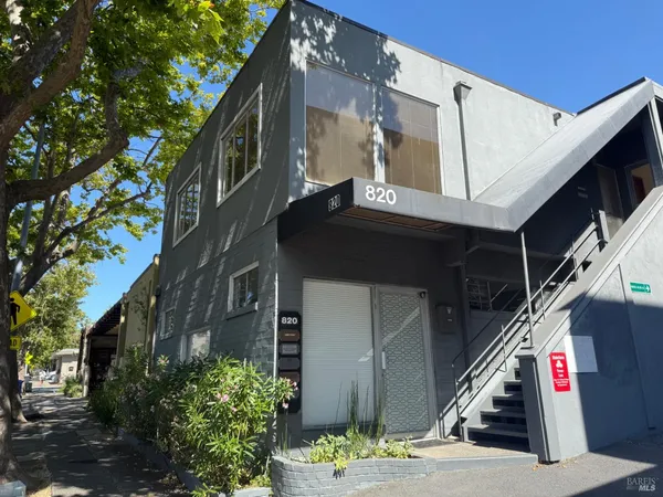 $2,000 | 820 Fifth Avenue, San Rafael, CA 94901