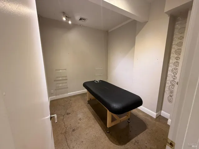 $3,000 | 820 Fifth Avenue, San Rafael, CA 94901