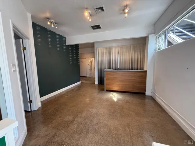 $3,000 | 820 Fifth Avenue, San Rafael, CA 94901