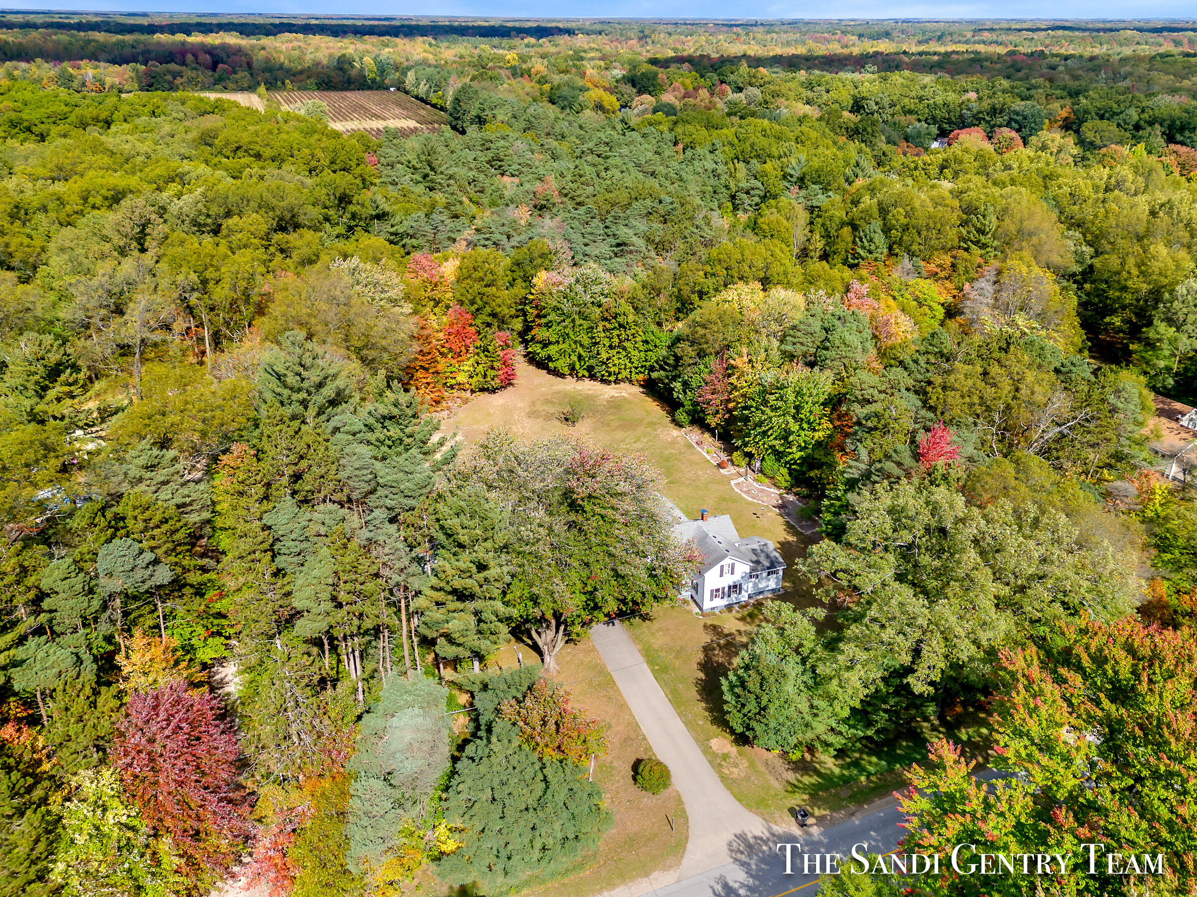 13351 State Road Nunica, MI 49448 - Photo 4 of 48 DJI_20231009134749_0125_D
