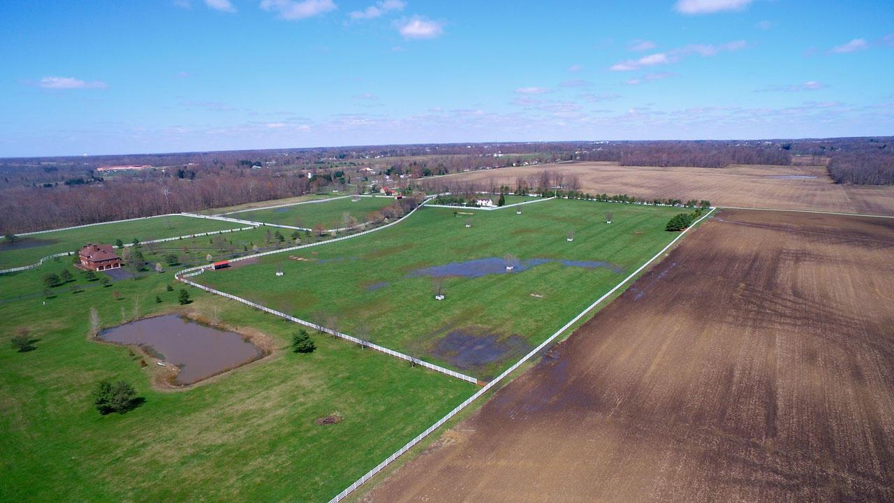 12025 Cable Road Southwest Pataskala, OH 43062 - Photo 4 of 136
