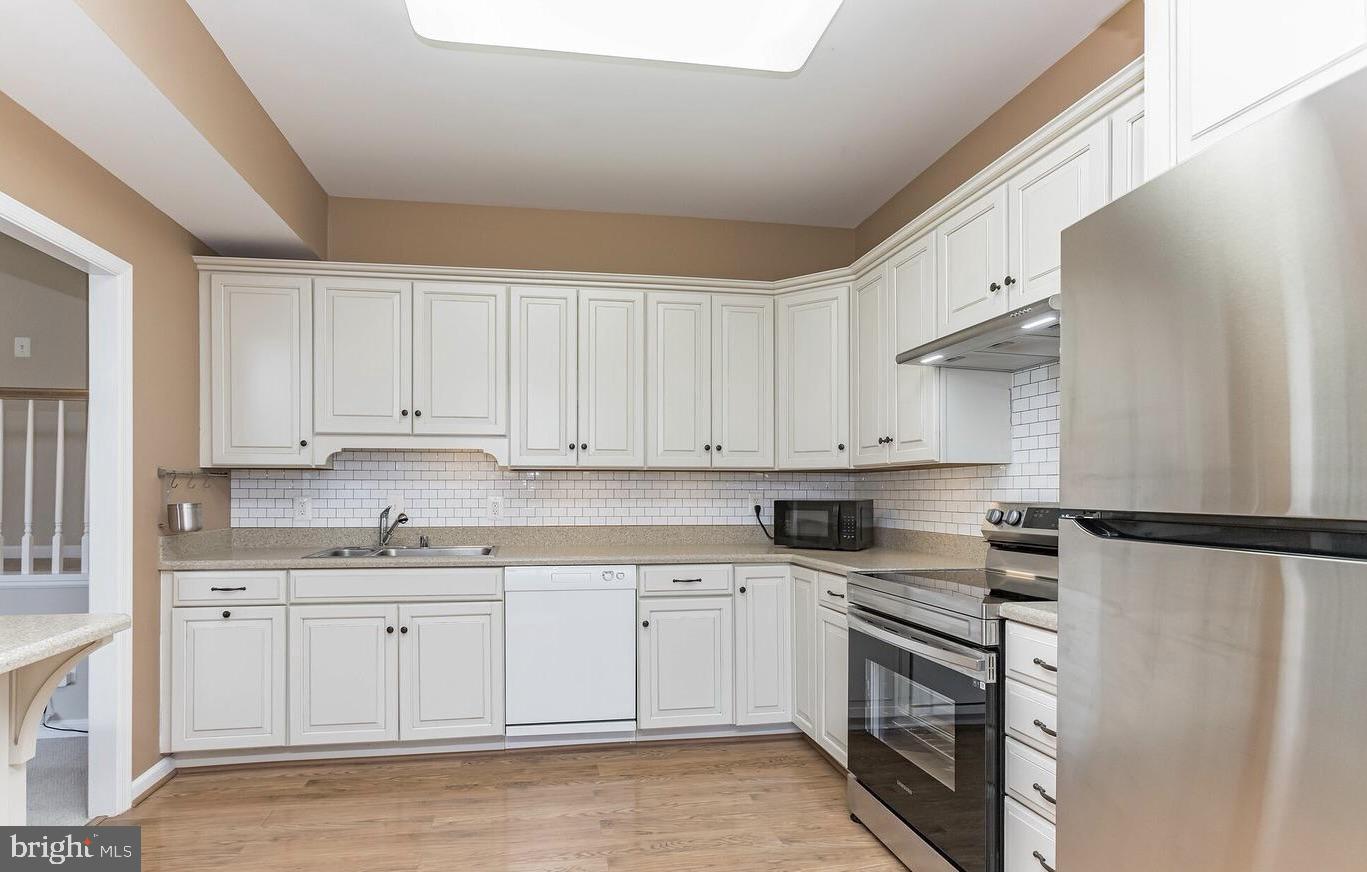 2116 Green Watch Way, Unit 200D Reston, VA 20191 - Photo 3 of 4