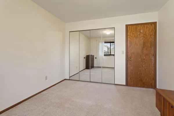 $135,000 | 438 Etna Street, Unit 103, St. Paul, MN 55106