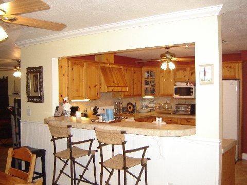 1018 Valencia Road Key Largo, FL 33037 - Photo 13 of 26 Dining Looking at Kitchen