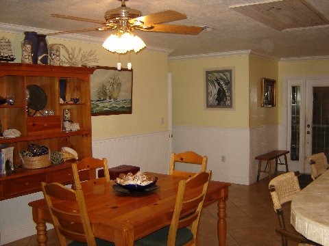 1018 Valencia Road Key Largo, FL 33037 - Photo 15 of 26 Dining Room to Front Door