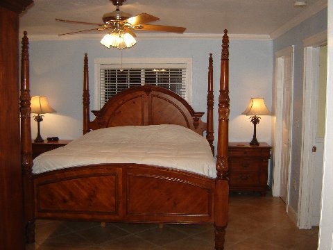 1018 Valencia Road Key Largo, FL 33037 - Photo 17 of 26 Master bedroom