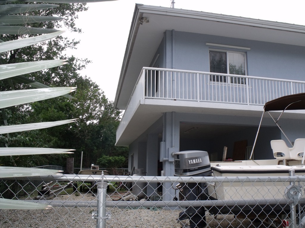 1018 Valencia Road Key Largo, FL 33037 - Photo 8 of 26 Boat Parking
