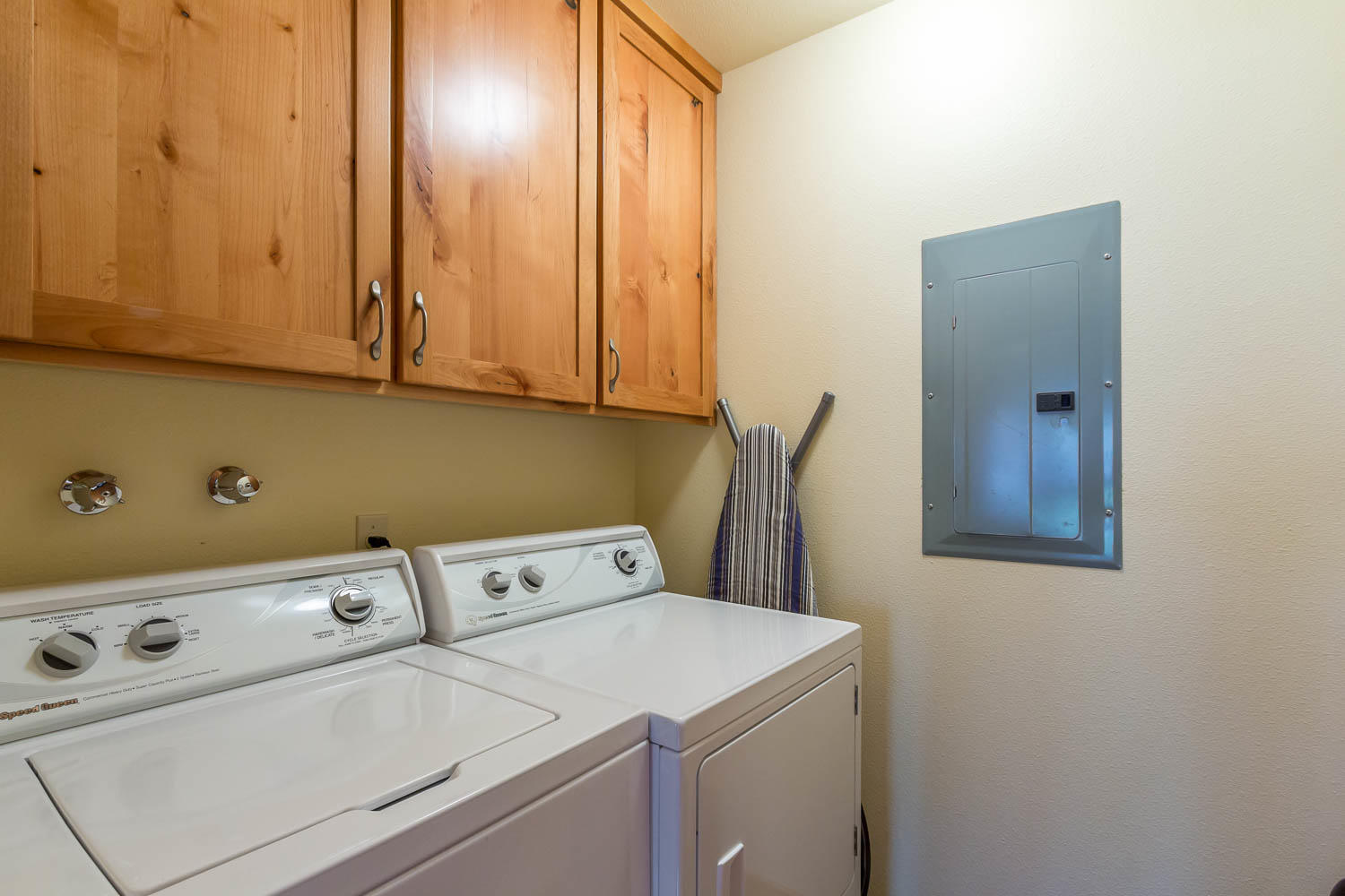 57202 Island Road, Unit 2 MEADOW HOUSES Sunriver, OR 97707 - Photo 11 of 28 2-Meadow-House-4-1-2021-12
