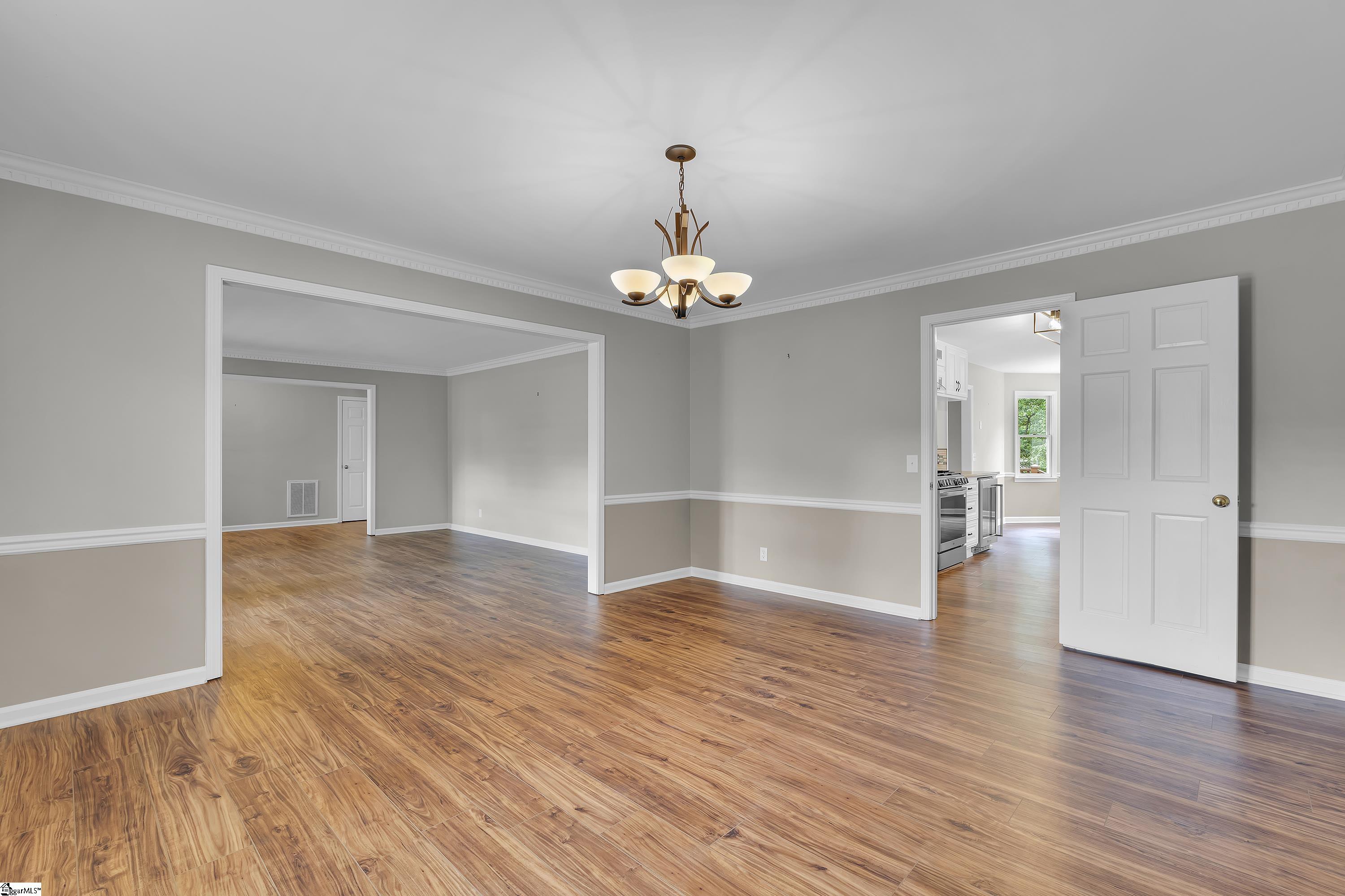 140 Pilot Road Greenville, SC 29609 - Photo 14 of 47