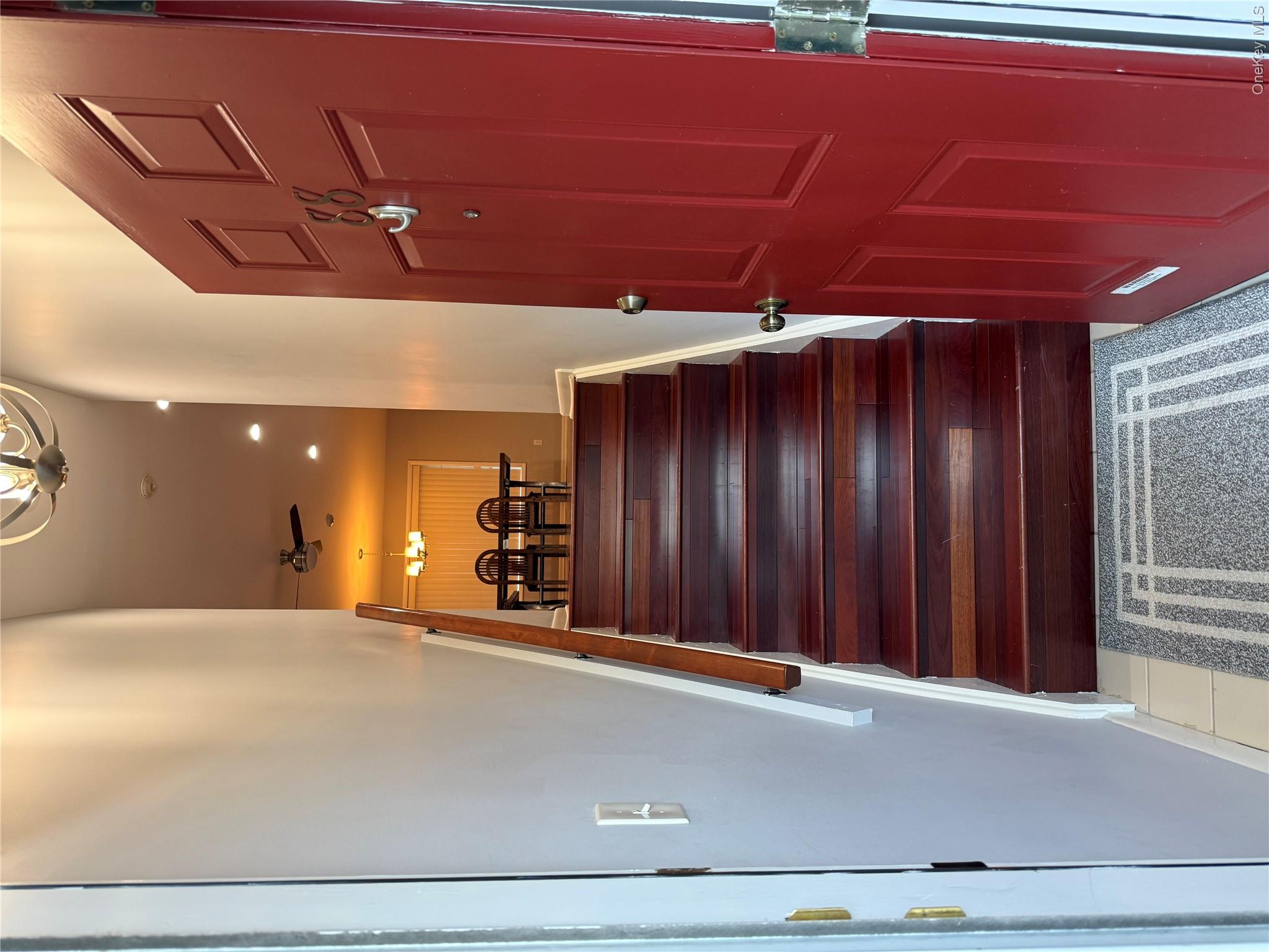 88 Eagle Ridge Way Nanuet, NY 10954 - Photo 2 of 16 a view of entryway
