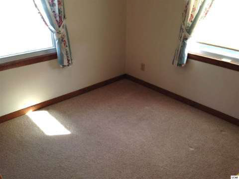 2699 Airport Road Adrian, MI 49221 - Photo 13 of 16 20386820-12.JPG