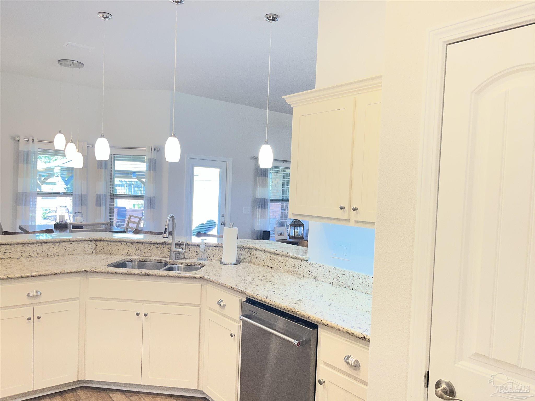 6100 Parsonage Circle Milton, FL 32570 - Photo 21 of 38