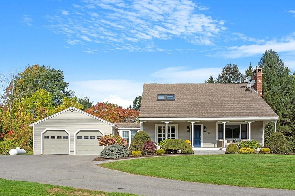 204 Williams Road Fitchburg, MA 01420 - Photo 1 of 42 Gallery Image 1