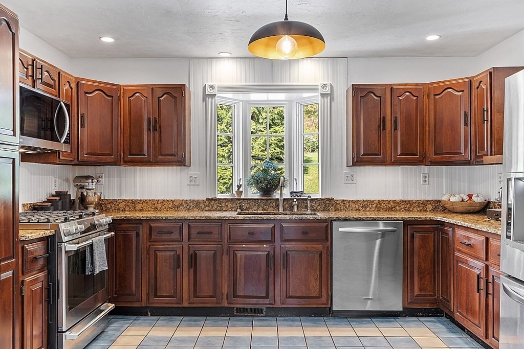 204 Williams Road Fitchburg, MA 01420 - Photo 15 of 42 Gallery Image 15