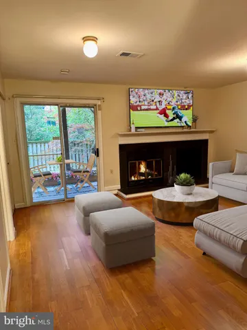 $3,300 | 725 Twin Holly Lane, Silver Spring, MD 20910