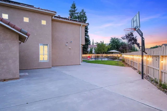 a view of a house with a park