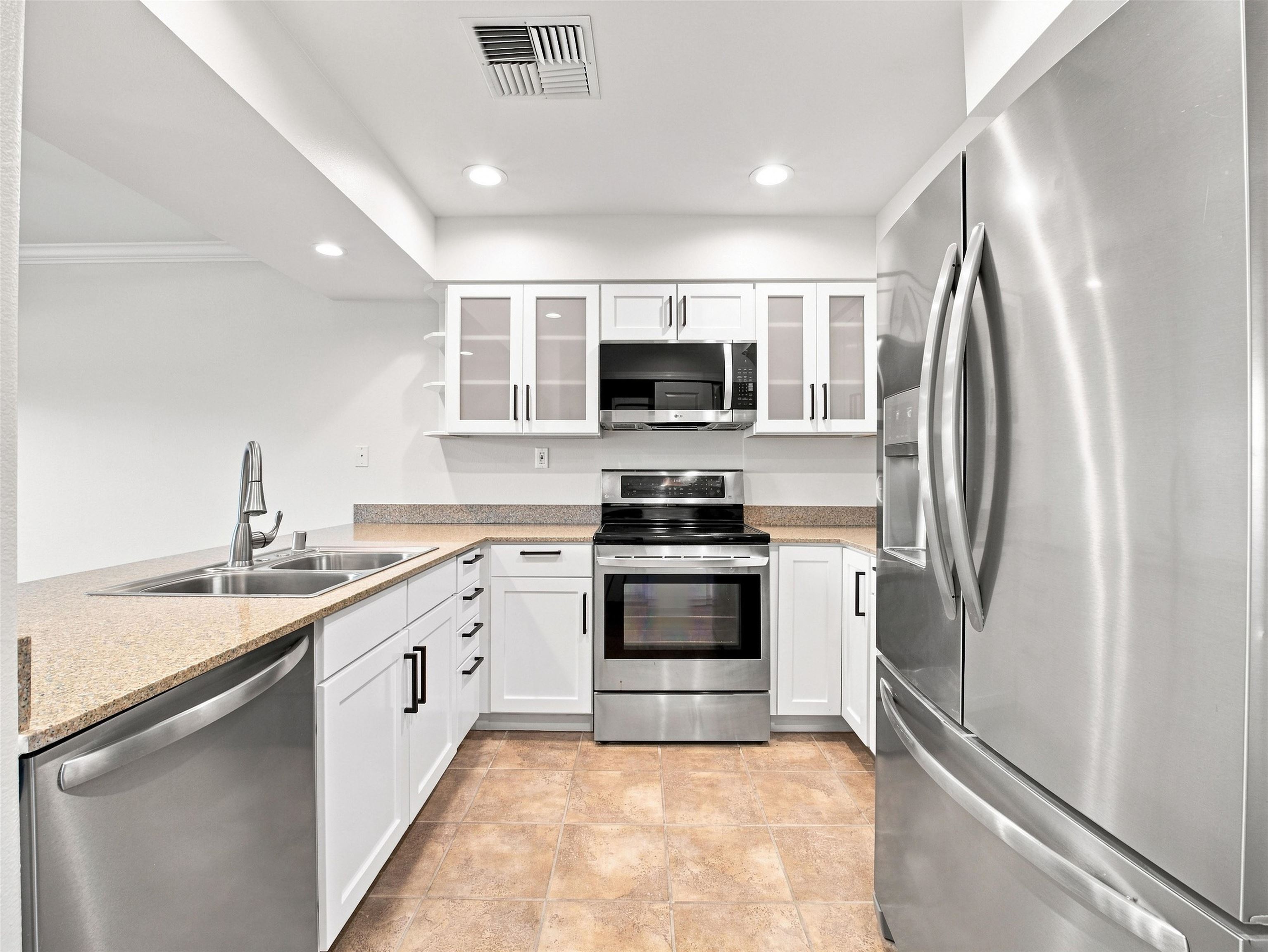 44 Kanani Road, Unit 2103 Kihei, HI 96753 - Photo 15 of 44 Gallery Image 15