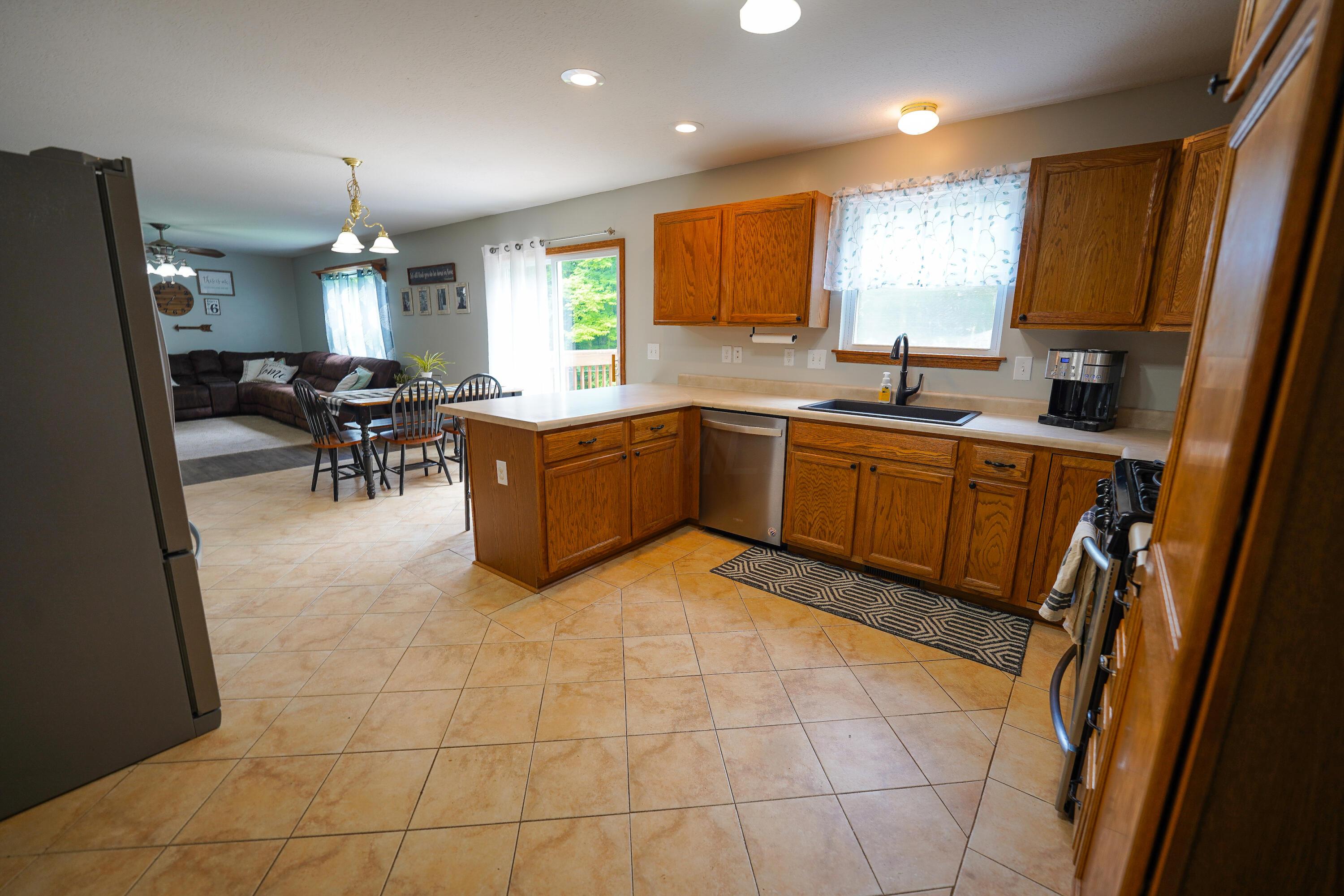 7970 Zion Road Northwest Somerset, OH 43783 - Photo 12 of 38 Gallery Image 12