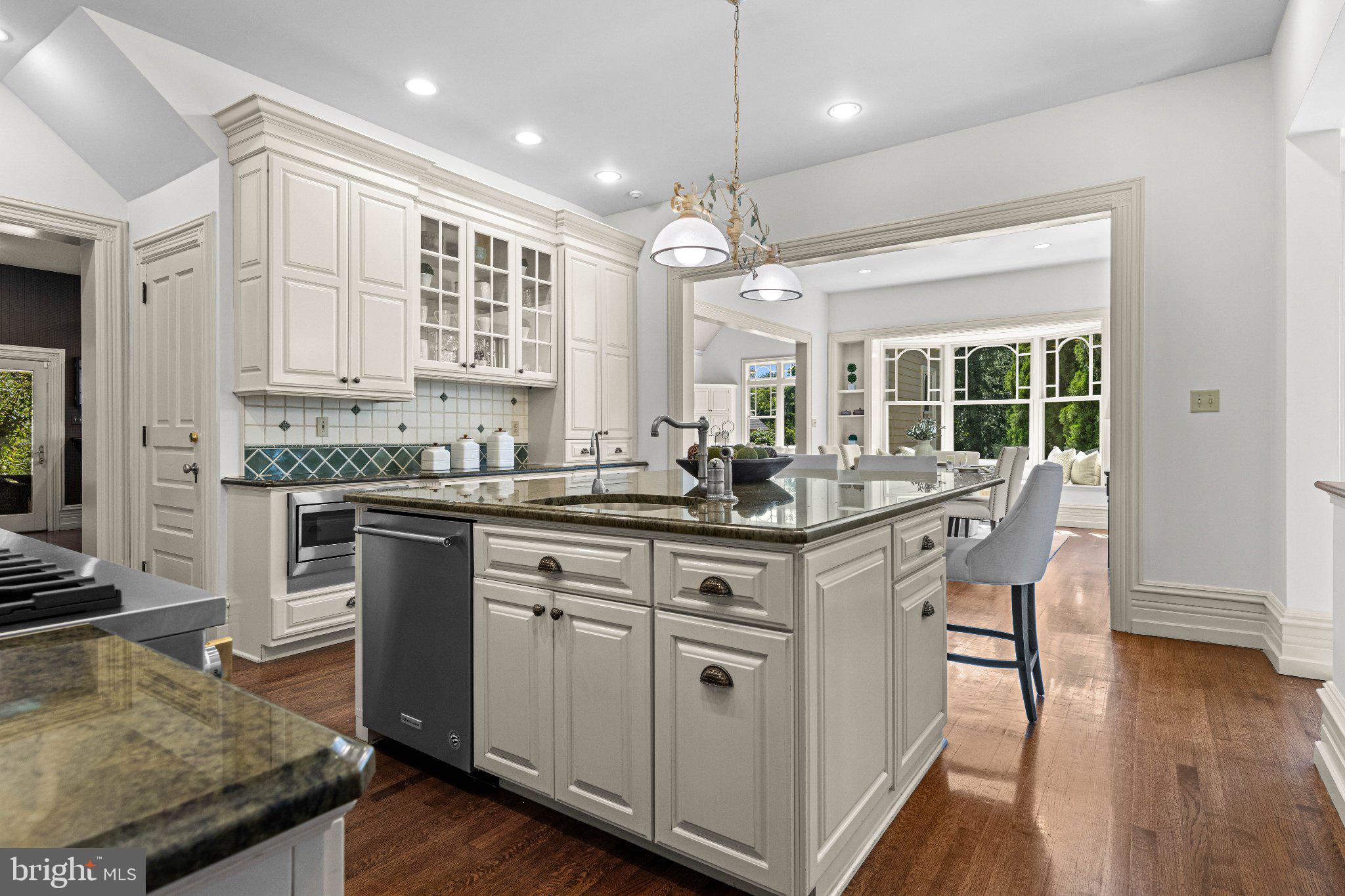 312 South Waterloo Road Devon, PA 19333 - Photo 30 of 112 Kitchen with island