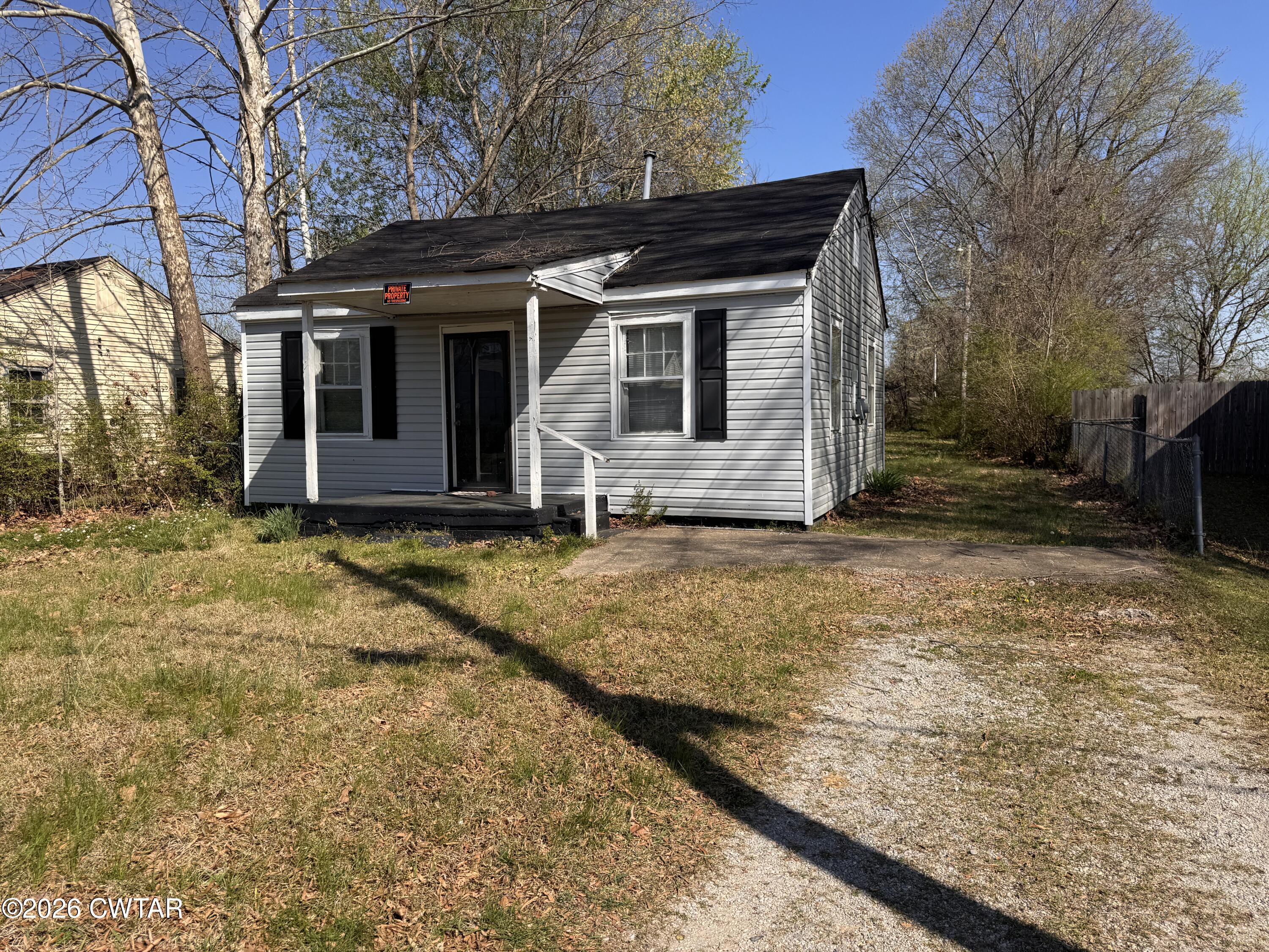 55 James Street Jackson, TN 38301 - Photo 2 of 7 IMG_7295