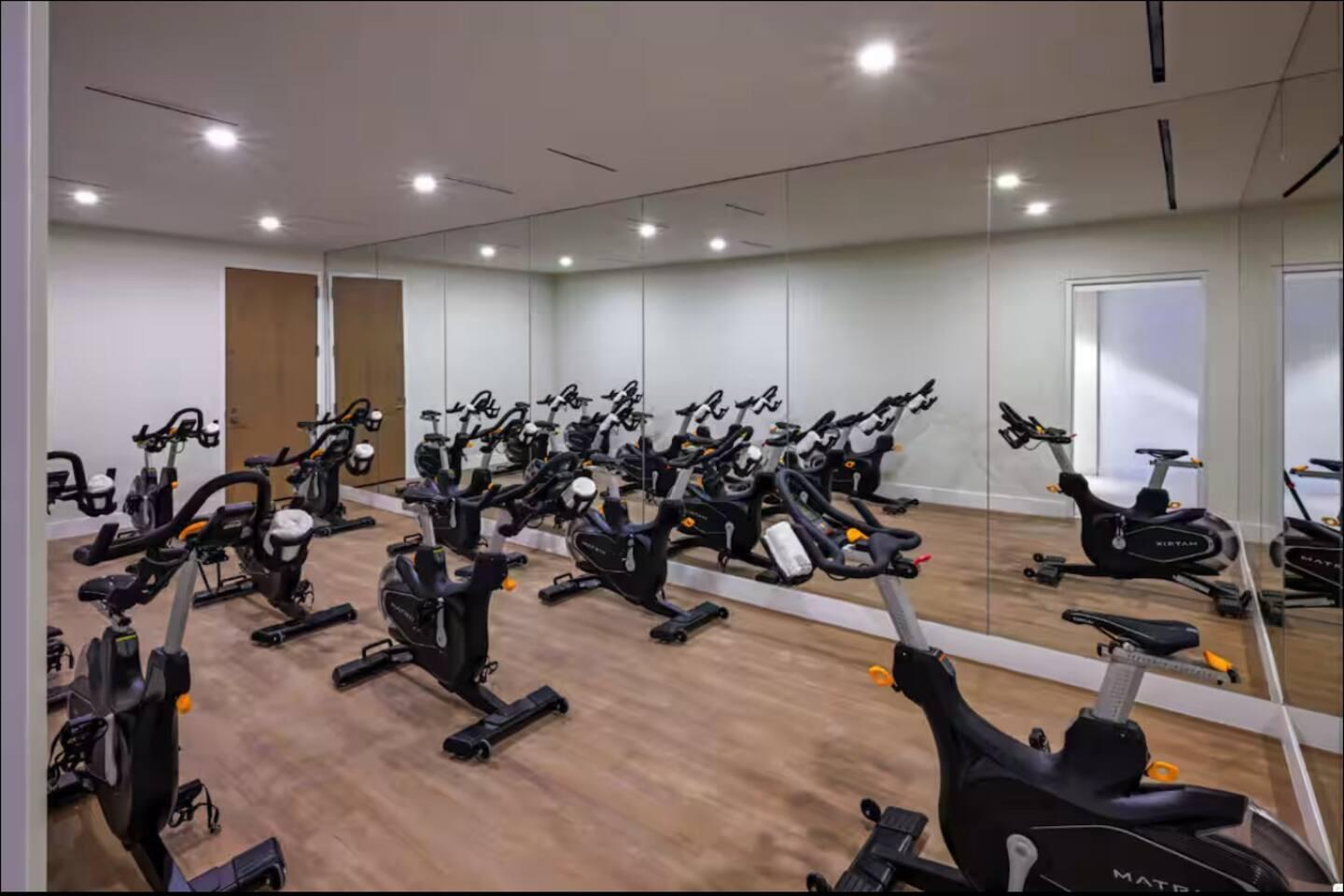 3100 North Ocean Drive, Unit H1602 Singer Island, FL 33404 - Photo 46 of 46 a view of a room with gym equipment