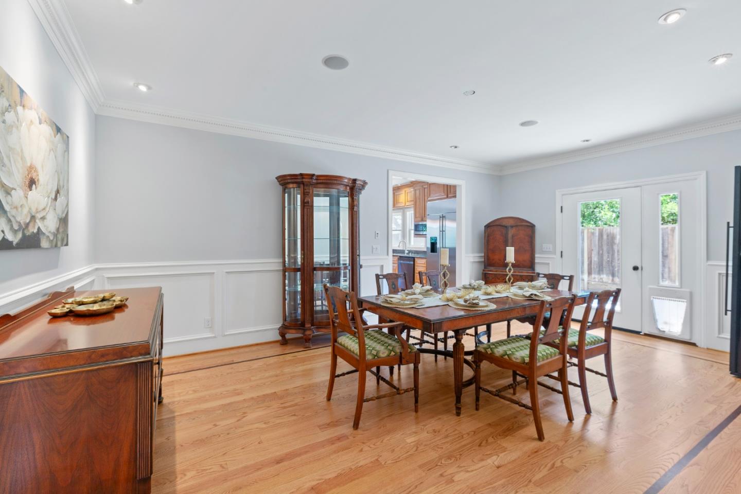 976 Riverside Drive San Jose, CA 95125 - Photo 15 of 78 a dining room with furniture and wooden floor