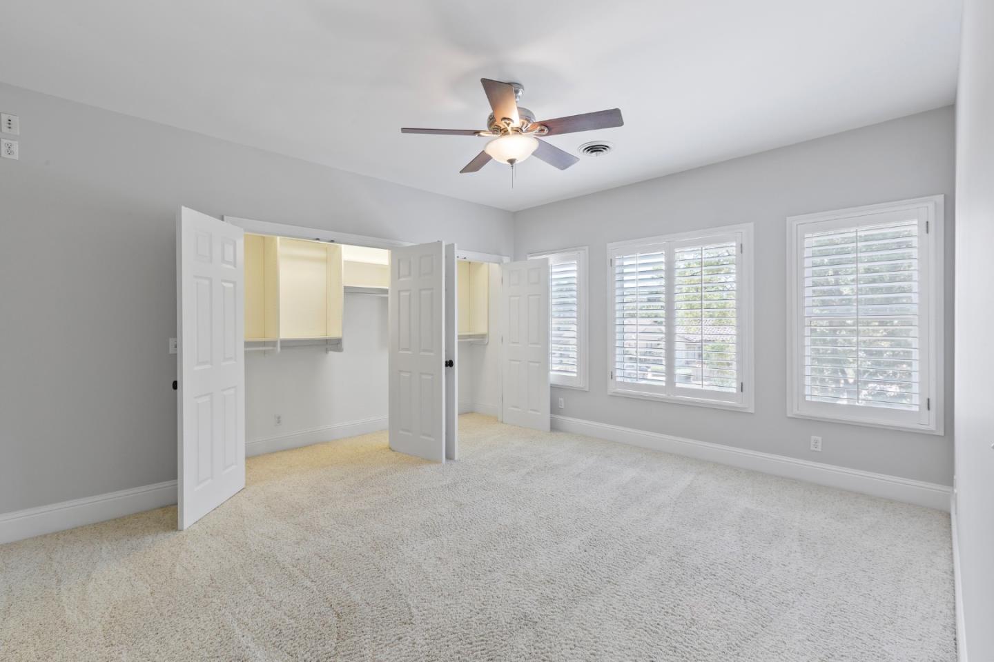 976 Riverside Drive San Jose, CA 95125 - Photo 35 of 78 a view of an empty room with a window
