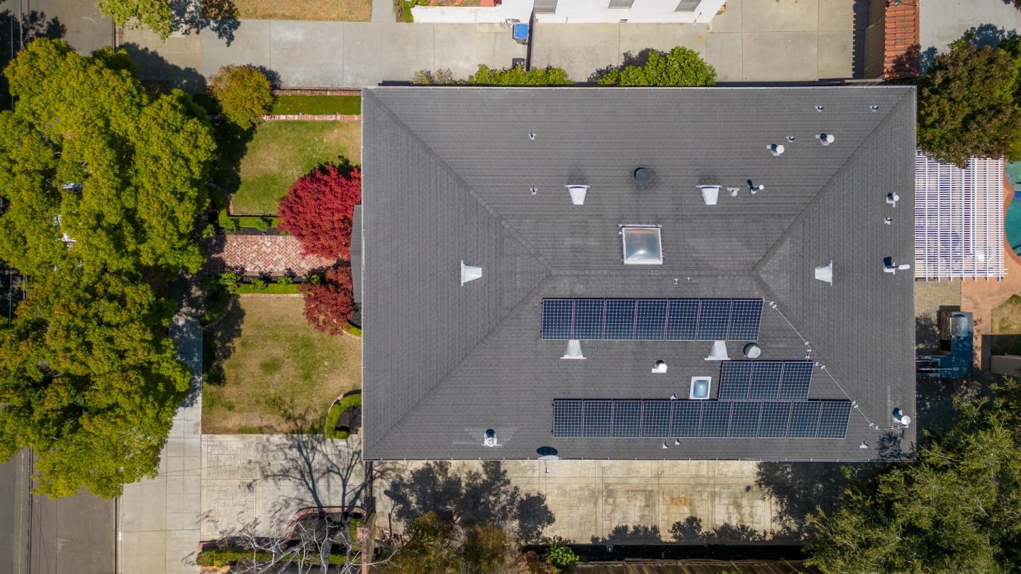 976 Riverside Drive San Jose, CA 95125 - Photo 73 of 78 an aerial view of a house with a yard