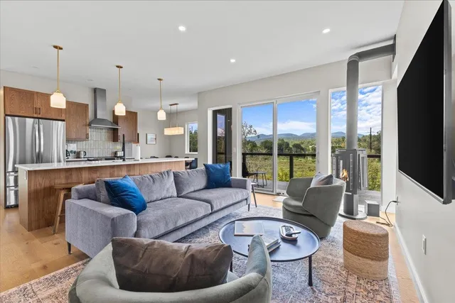 $1,275,000 | 47 Salvas Lane, Unit LOT 1, Stowe, VT 05672