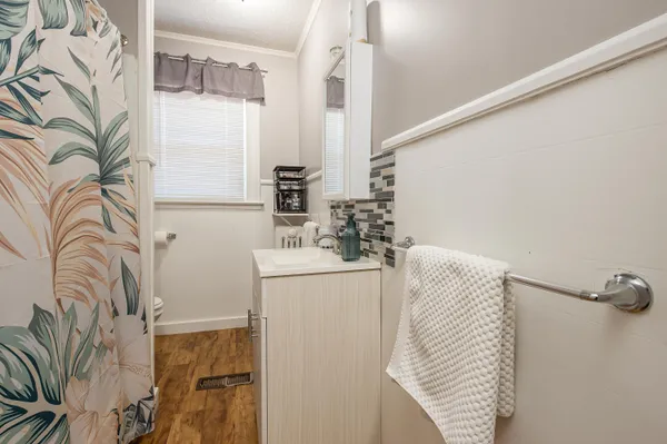 $374,999 | 117 Lake Street, Auburn, ME 04210