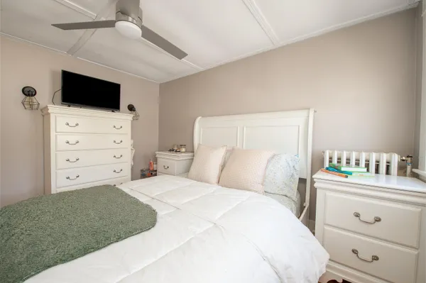 $374,999 | 117 Lake Street, Auburn, ME 04210