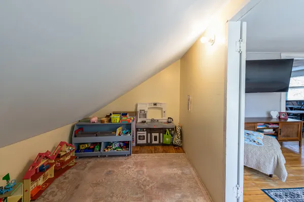 $374,999 | 117 Lake Street, Auburn, ME 04210