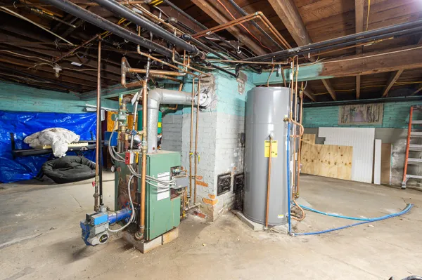 $374,999 | 117 Lake Street, Auburn, ME 04210