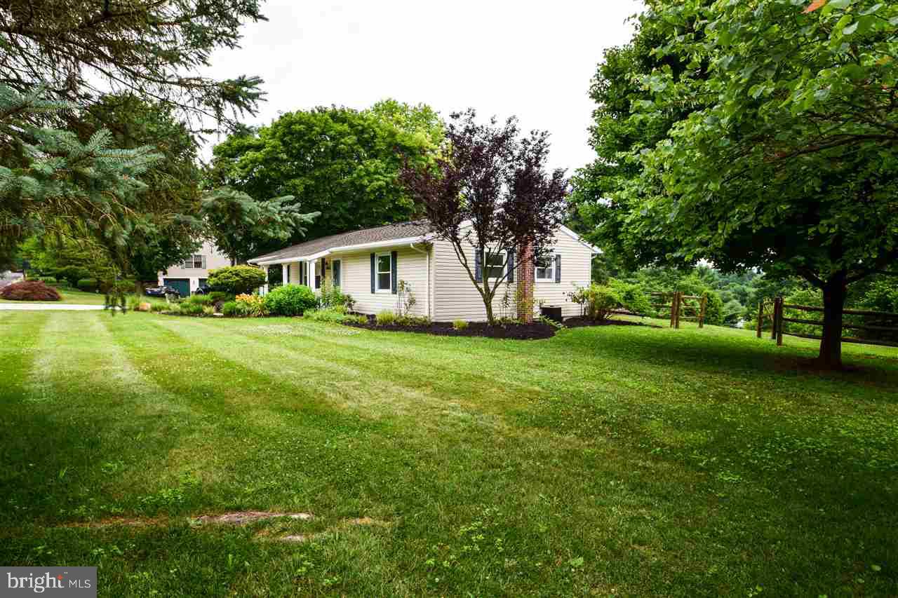 484 School Road Jacobus, PA 17407 - Photo 5 of 30 Gallery Image 5