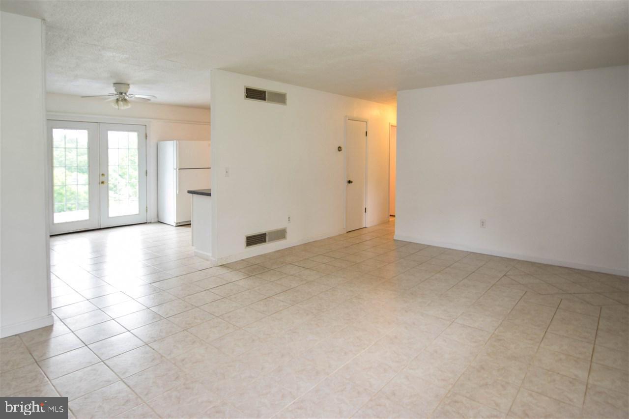 484 School Road Jacobus, PA 17407 - Photo 7 of 30 Gallery Image 7