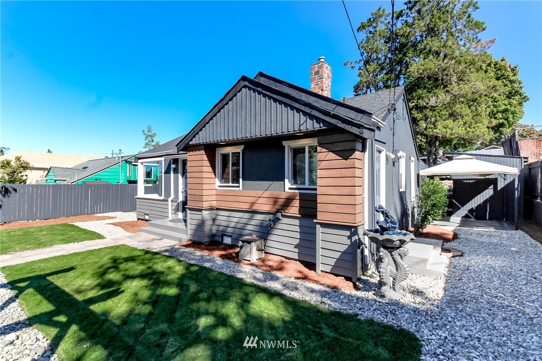 11932 Renton Avenue South Seattle, WA 98178 - Photo 16 of 22 Gallery Image 16
