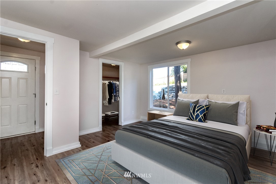 11932 Renton Avenue South Seattle, WA 98178 - Photo 10 of 22 Gallery Image 10